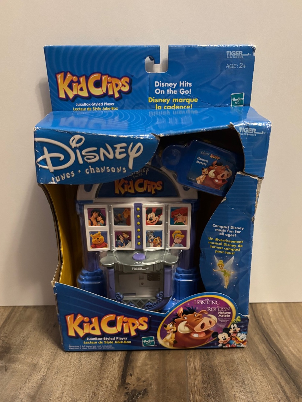 NIB 2002 Disney Tunes Kid Clips Juke Box Player The Lion King Damaged Box
